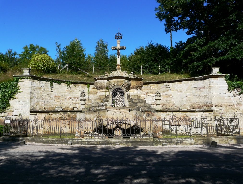 Le calvaire de Darney